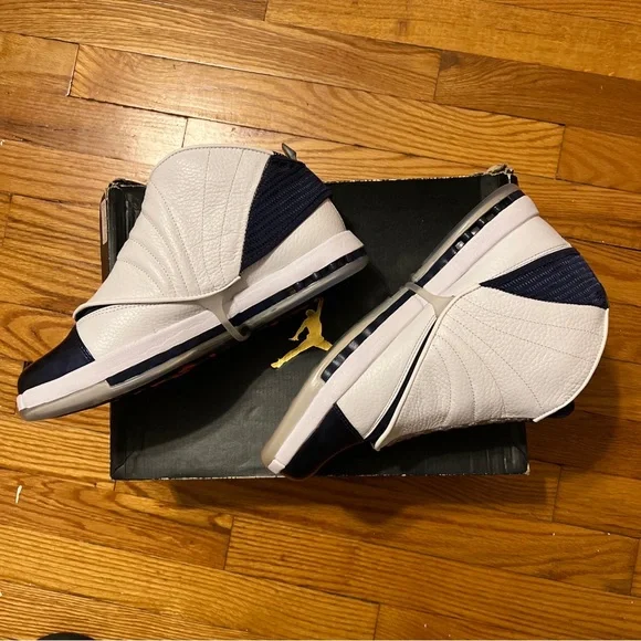 Jordan Retro 16 midnight blue (yankee blue) size 8.5 fits true to Air Jordan 16 Retro  main image 3